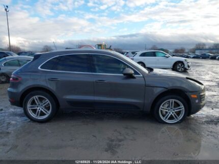 WP1AB2A57GLB47878 2016 PORSCHE