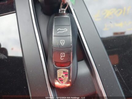 WP1AF2A56NLB31169 2022 PORSCHE
