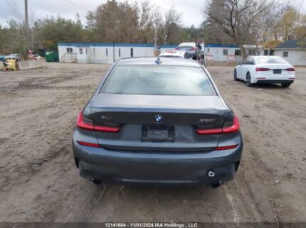 3MW5R7J02M8B81758 2021 BMW