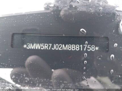 3MW5R7J02M8B81758 2021 BMW