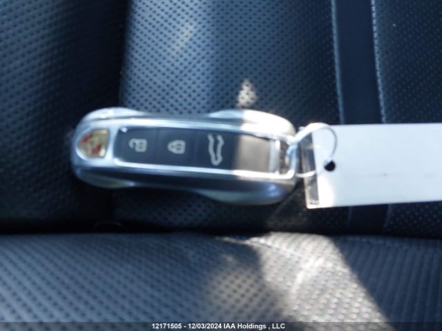 WP1AF2AY0KDA81210 2019 PORSCHE