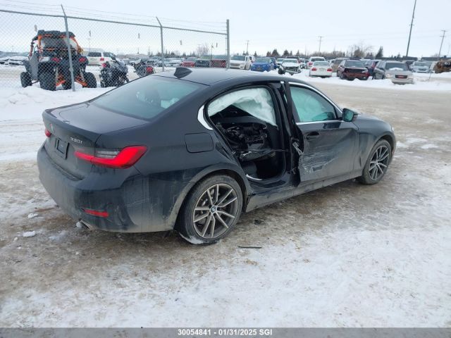 3MW5R7J00M8C04145 2021 BMW