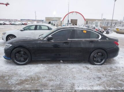 3MW5R7J09M8C04016 2021 BMW