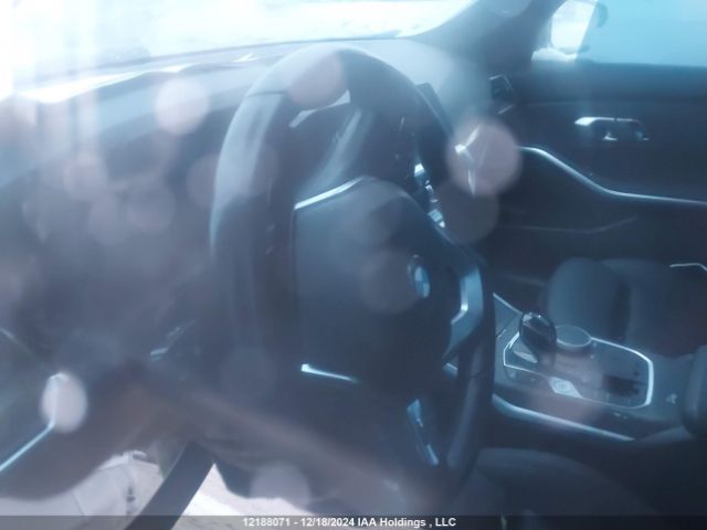 3MW5R7J09M8C04016 2021 BMW
