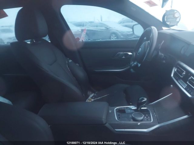 3MW5R7J09M8C04016 2021 BMW
