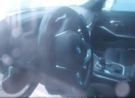 3MW5R7J09M8C04016 2021 BMW