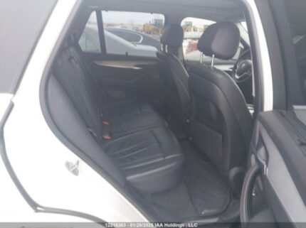 5UXKT0C56J0W03929 2018 BMW