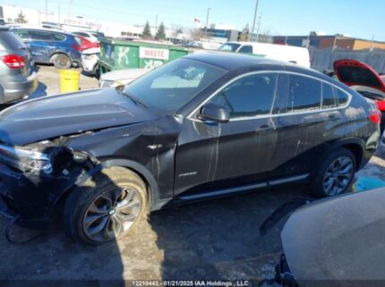5UXXW3C56J0T82928 2018 BMW