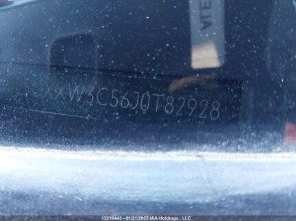 5UXXW3C56J0T82928 2018 BMW
