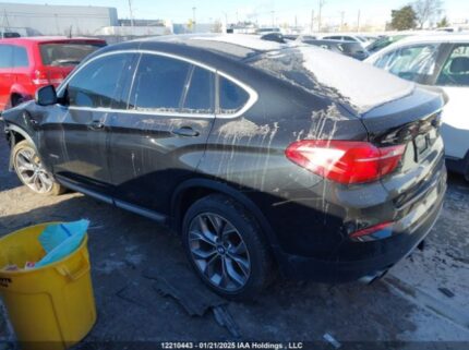 5UXXW3C56J0T82928 2018 BMW