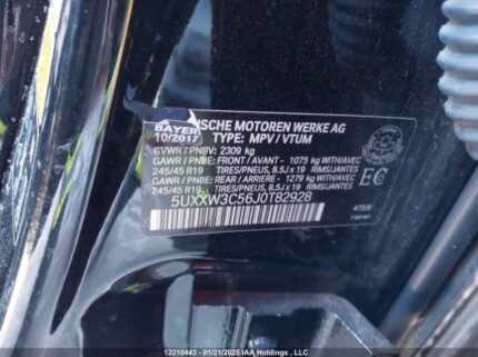 5UXXW3C56J0T82928 2018 BMW