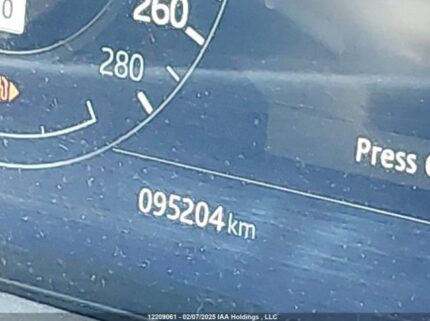 SALYM2RV2JA768942 2018 LAND ROVER