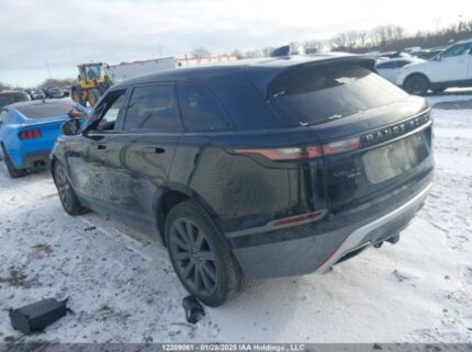 SALYM2RV2JA768942 2018 LAND ROVER
