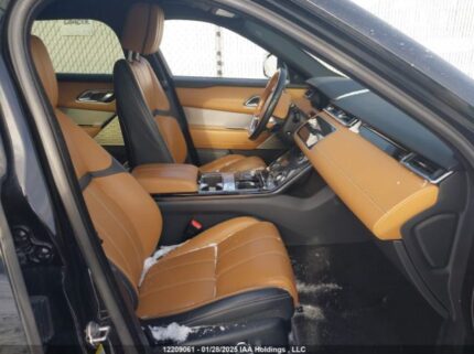 SALYM2RV2JA768942 2018 LAND ROVER