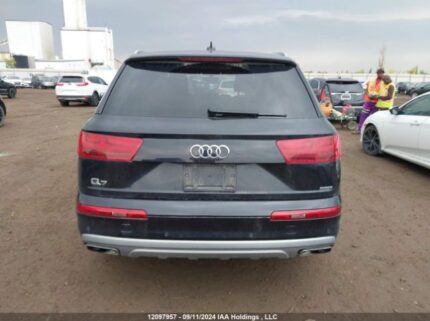 WA1LAAF78KD049568 2019 AUDI