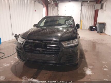 WA1MAAF79JD038758 2018 AUDI