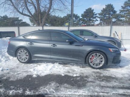 WAUB4CF59NA040271 2022 AUDI
