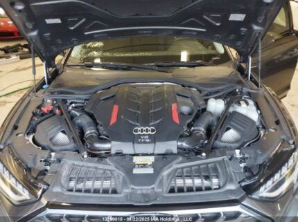 WAULSAF85NN000688 2022 AUDI