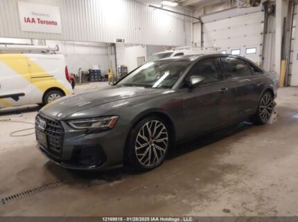 WAULSAF85NN000688 2022 AUDI