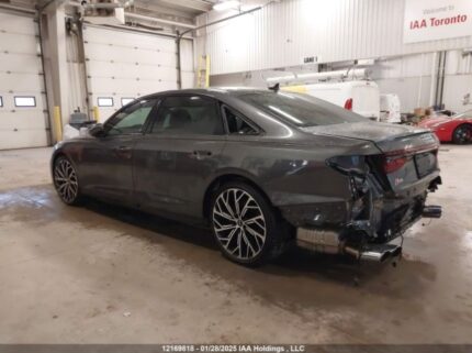 WAULSAF85NN000688 2022 AUDI