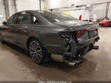 WAULSAF85NN000688 2022 AUDI