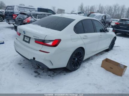 WBA5P9C03NFM82093 2022 BMW