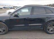 WP1AB2A52KLB33685 2019 PORSCHE