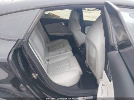 WUAWRAFC5HNN90339 2017 AUDI