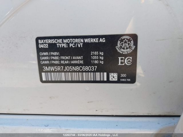 3MW5R7J05N8C68037 2022 BMW
