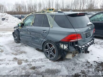 4JGDA6EB7JB057695 2018 MERCEDES-BENZ