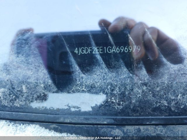 4JGDF2EE1GA696979 2016 MERCEDES-BENZ