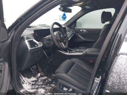 5UX33EU06R9V08721 2024 BMW