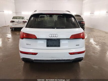 WA1EAAFY0M2005869 2021 AUDI