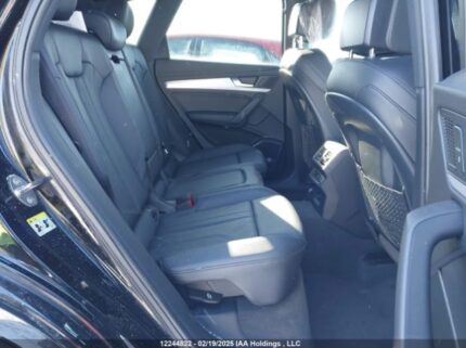 WA1FNAFY6J2108671 2018 AUDI
