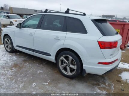 WA1MHAF71JD019567 2018 AUDI