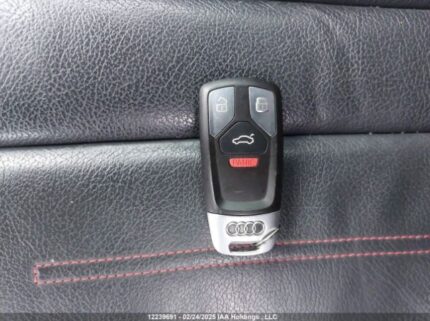 WAUPNAF41JA133102 2018 AUDI