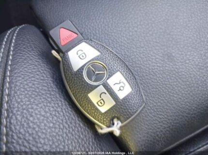 WDDSJ4GB9KN745698 2019 MERCEDES-BENZ