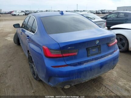 3MW5R7J03L8B26976 2020 BMW