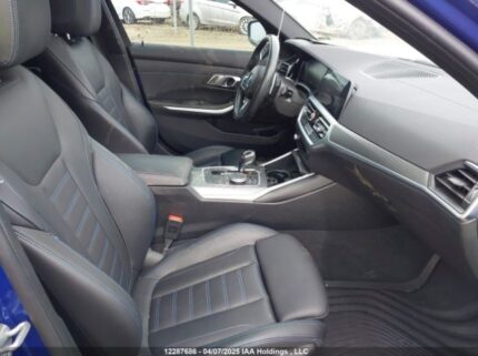 3MW5R7J03L8B26976 2020 BMW