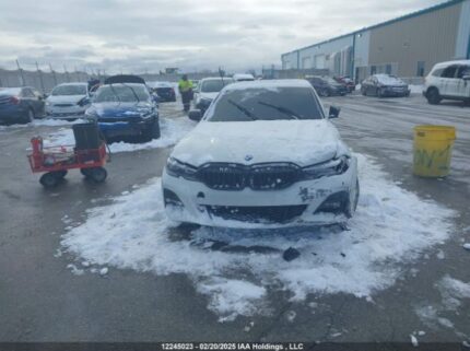 3MW5R7J05N8C76557 2022 BMW