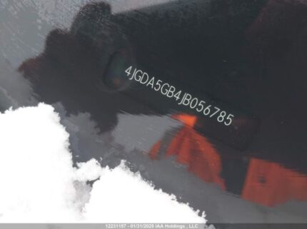 4JGDA5GB4JB056785 2018 MERCEDES-BENZ