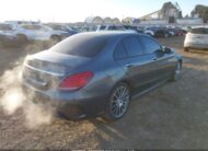 55SWF6EB1HU183300 2017 MERCEDES-BENZ