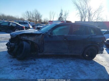 5UX23EU09R9T00747 2024 BMW