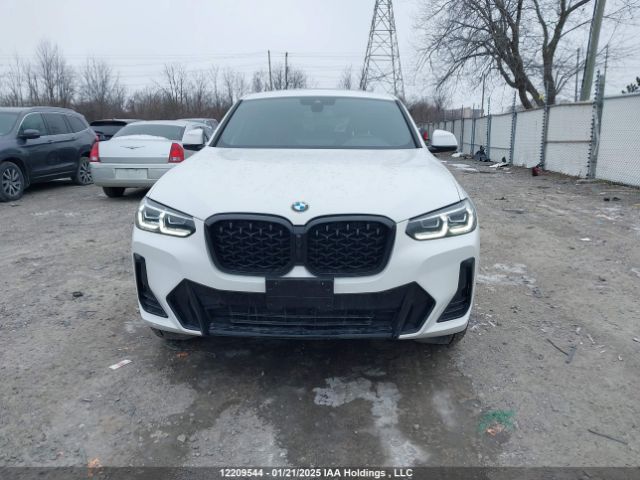 5UX33DT08R9V72142 2024 BMW