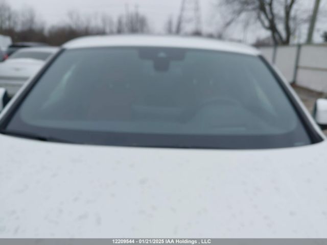 5UX33DT08R9V72142 2024 BMW