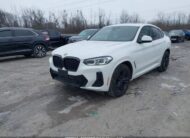 5UX33DT08R9V72142 2024 BMW