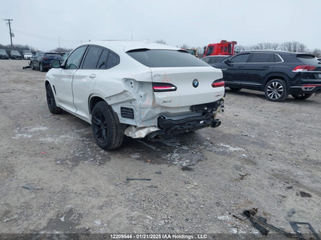 5UX33DT08R9V72142 2024 BMW