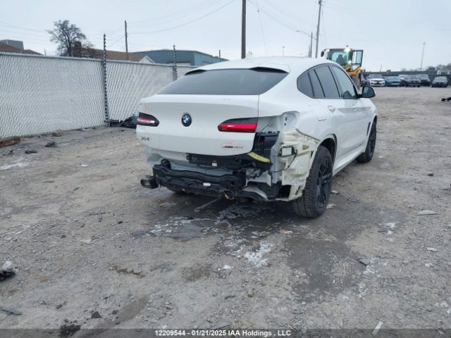 5UX33DT08R9V72142 2024 BMW