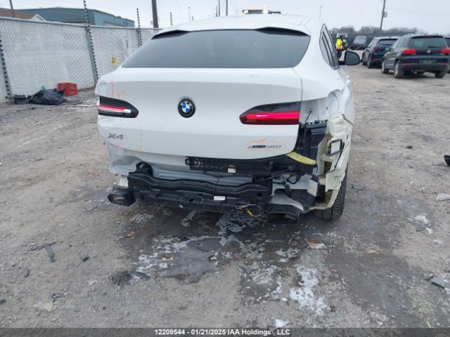 5UX33DT08R9V72142 2024 BMW