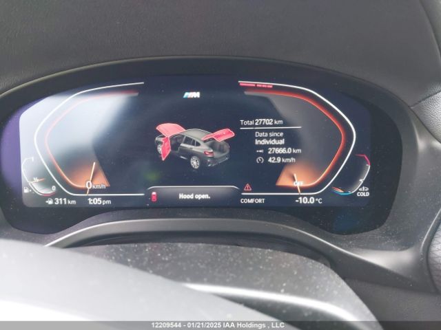 5UX33DT08R9V72142 2024 BMW